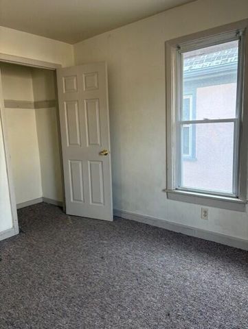 839 N 22nd STREET, Milwaukee, WI 53233