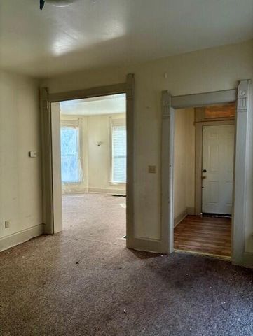 839 N 22nd STREET, Milwaukee, WI 53233