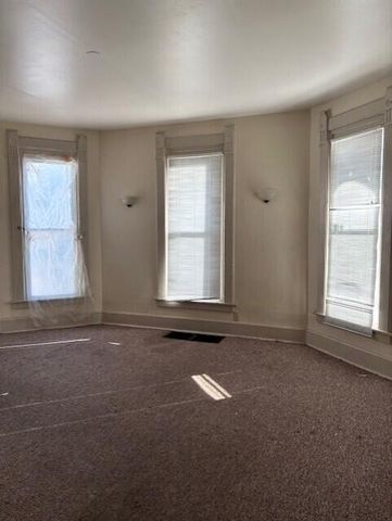 839 N 22nd STREET, Milwaukee, WI 53233