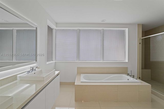10296 NW 74th Terrace, Doral, FL 33178