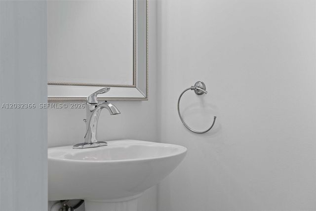 10296 NW 74th Terrace, Doral, FL 33178