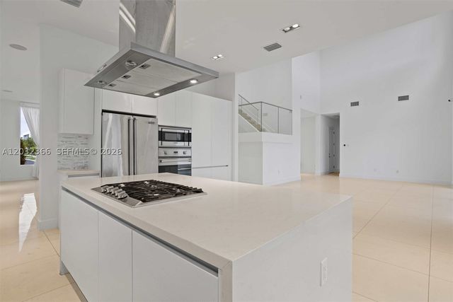 10296 NW 74th Terrace, Doral, FL 33178