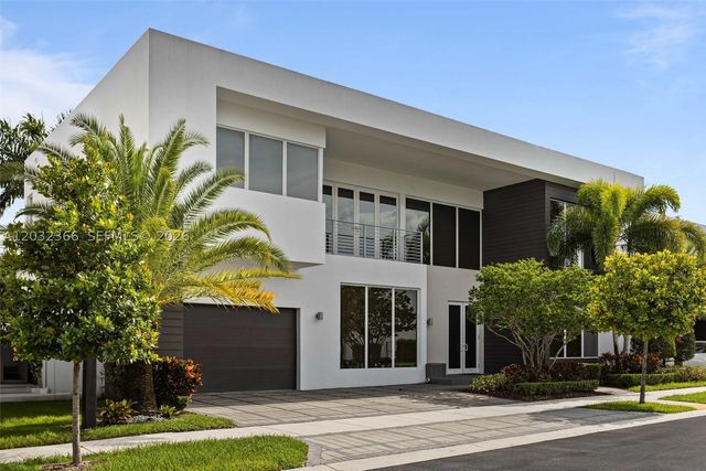 10296 NW 74th Terrace, Doral, FL 33178