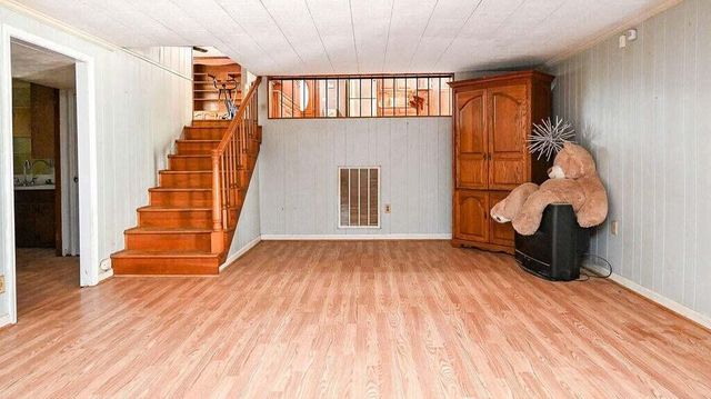 121 Co Rd 892, Etowah, TN 37331