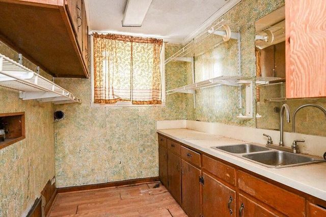 121 Co Rd 892, Etowah, TN 37331