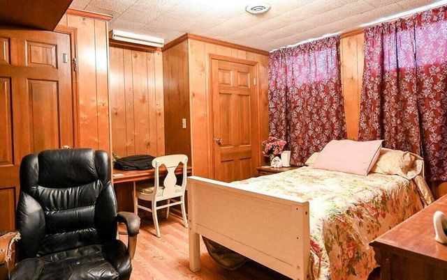 121 Co Rd 892, Etowah, TN 37331