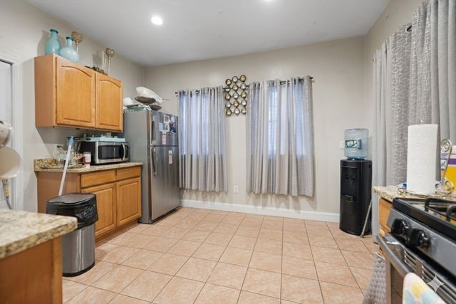 29 Havelock Street, Boston, MA 02124