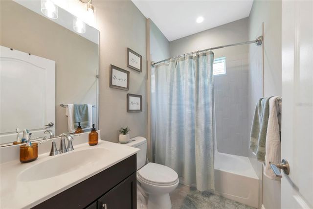 4213 PINE MEADOW DRIVE, Parrish, FL 34219