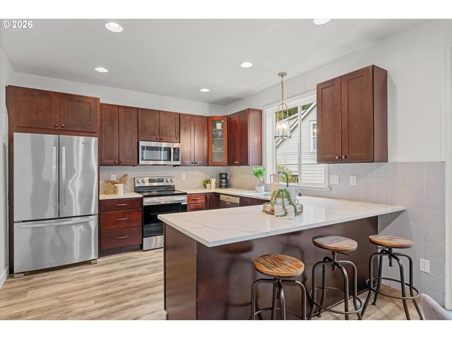1944 Sw 20TH Ct, Gresham, OR 97080