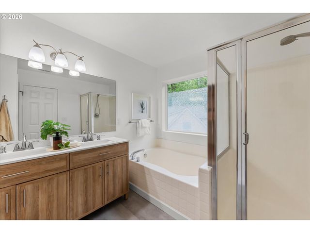 1944 Sw 20TH Ct, Gresham, OR 97080