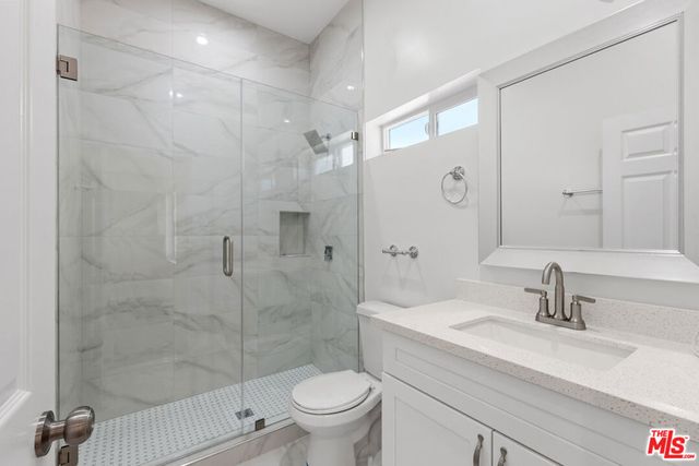 11625 Haynes Street, North Hollywood, CA 91606