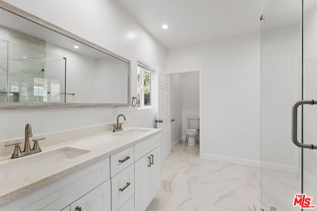 11625 Haynes Street, North Hollywood, CA 91606