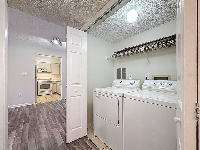 2690 CORAL LANDINGS BOULEVARD 516, Palm Harbor, FL 34684