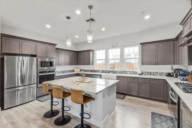 604 Matterhorn Court, Marina, CA 93933