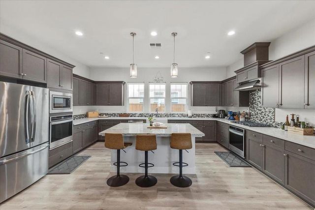 604 Matterhorn Court, Marina, CA 93933