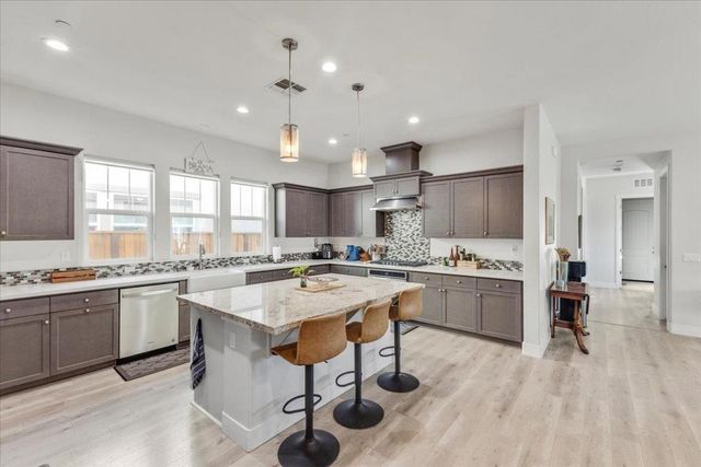 604 Matterhorn Court, Marina, CA 93933