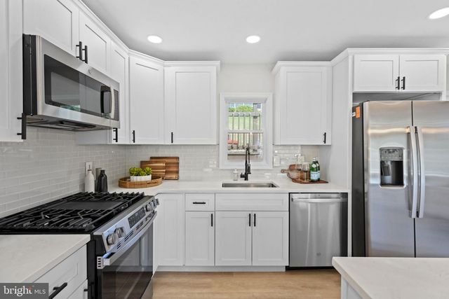 258 TENNESSEE AVE, Conshohocken, PA 19428