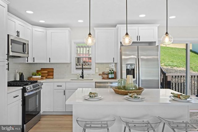 258 TENNESSEE AVE, Conshohocken, PA 19428