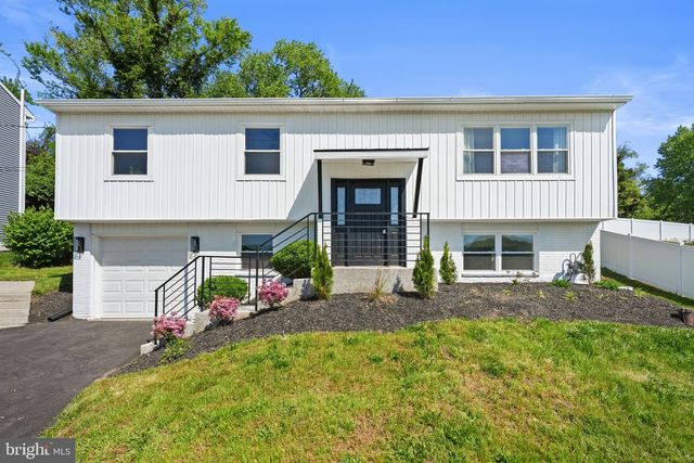 258 TENNESSEE AVE, Conshohocken, PA 19428