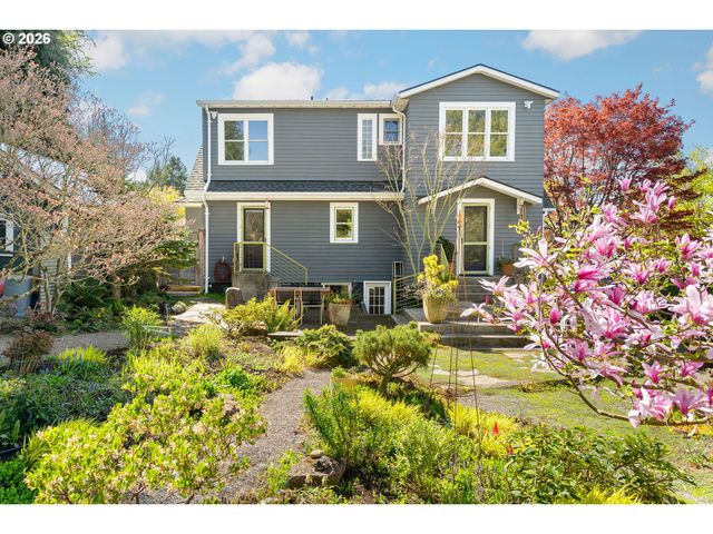 1941 Sw CANBY St, Portland, OR 97219