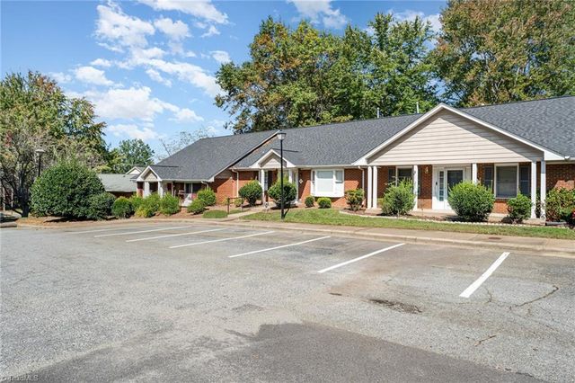 207 N Rotary Drive A, High Point, NC 27262