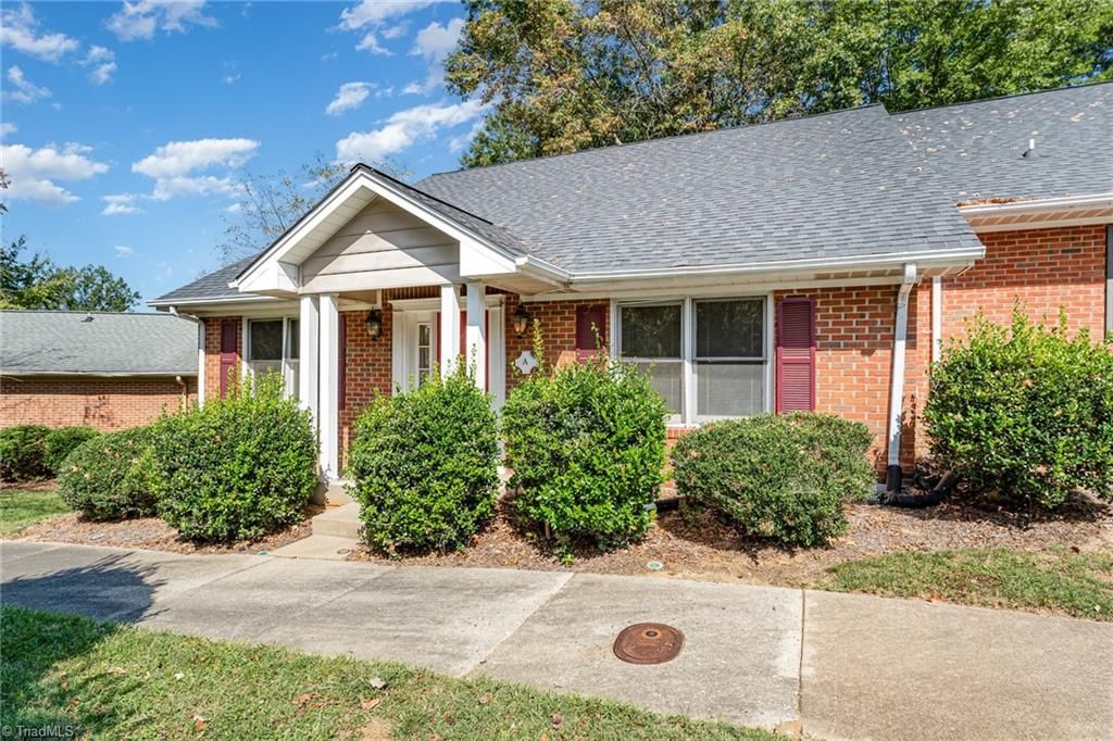 207 N Rotary Drive A, High Point, NC 27262