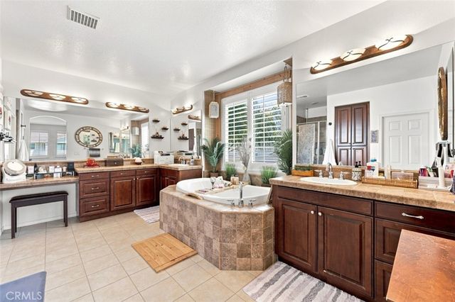 25018 Cinnabar Court, Wildomar, CA 92595
