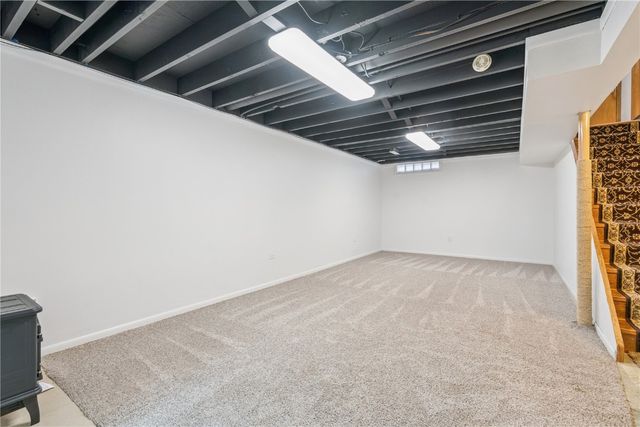 2407 SW Teresa Drive, Cedar Rapids, IA 52404