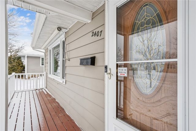 2407 SW Teresa Drive, Cedar Rapids, IA 52404