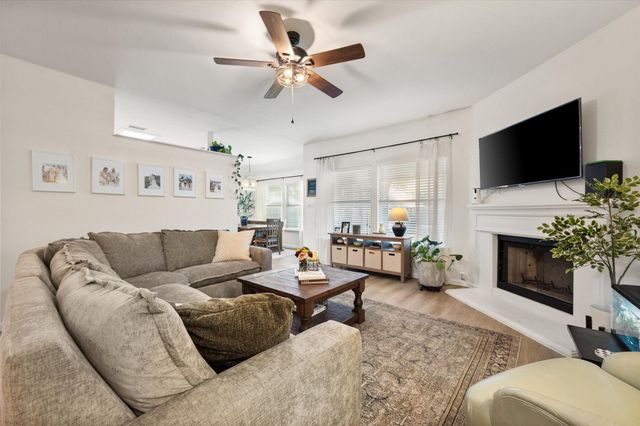 1221 Highcrest Drive, Burleson, TX 76028