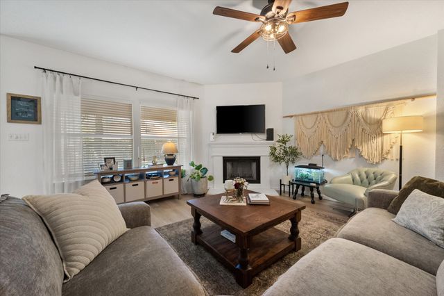 1221 Highcrest Drive, Burleson, TX 76028