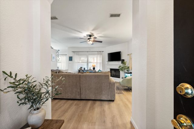 1221 Highcrest Drive, Burleson, TX 76028