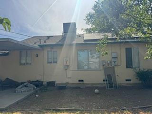 5740 63rd St, Sacramento, CA 95824