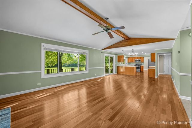 725 Pimlico Parkway, Sleepy Hollow, IL 60118