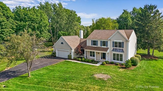 725 Pimlico Parkway, Sleepy Hollow, IL 60118