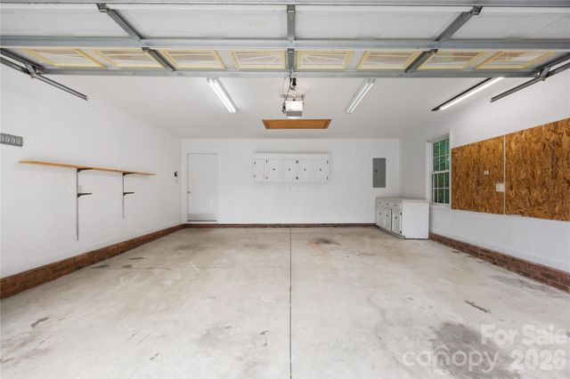 3416 Leaning Pine Drive, Lincolnton, NC 28092