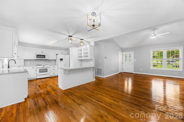 3416 Leaning Pine Drive, Lincolnton, NC 28092