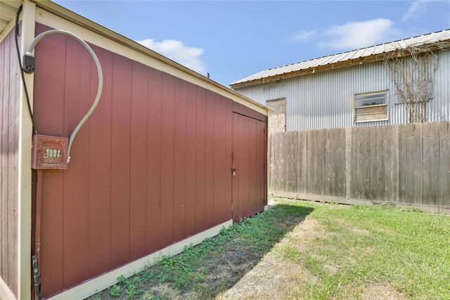 203 S Fm 565 S, Baytown, TX 77523