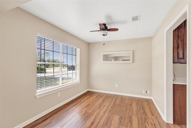 203 S Fm 565 S, Baytown, TX 77523