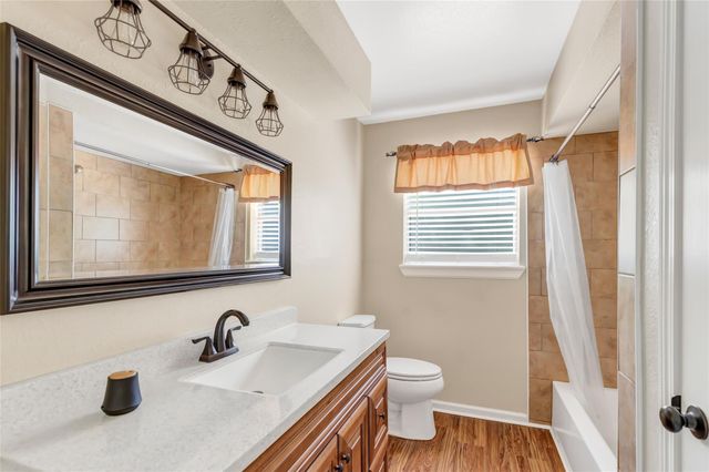 203 S Fm 565 S, Baytown, TX 77523