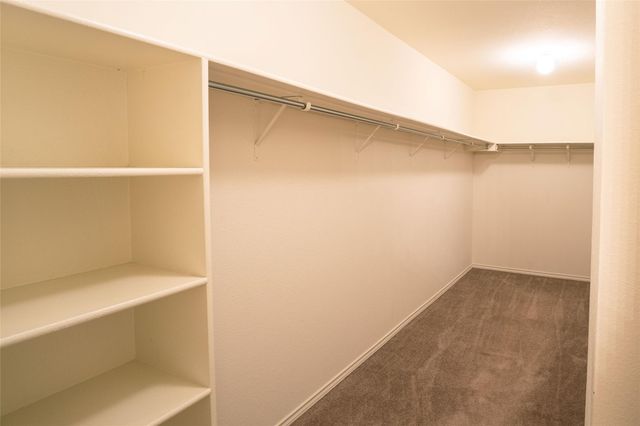 612 Dark Tree LN, Round Rock, TX 78664