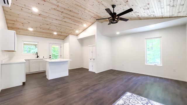144 Caron Drive, Spring City, TN 37381