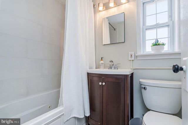 1415 MARTHA CUSTIS DR, Alexandria, VA 22302