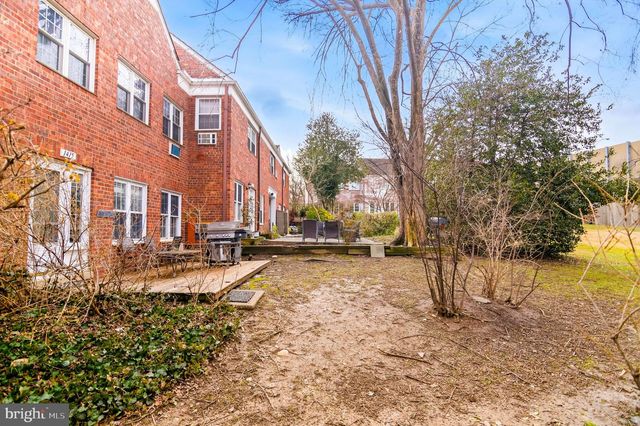 1415 MARTHA CUSTIS DR, Alexandria, VA 22302