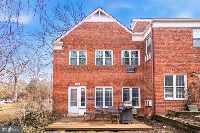 1415 MARTHA CUSTIS DR, Alexandria, VA 22302