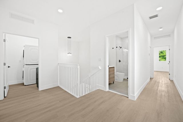 1355 NW 42nd Street 1355, Miami, FL 33142