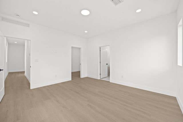 1355 NW 42nd Street 1355, Miami, FL 33142