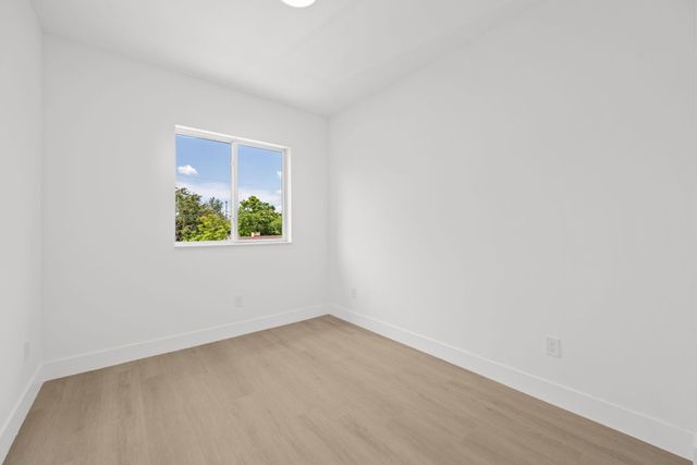 1355 NW 42nd Street 1355, Miami, FL 33142