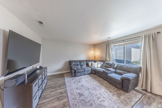 1877 S 725 E, Clearfield, UT 84015