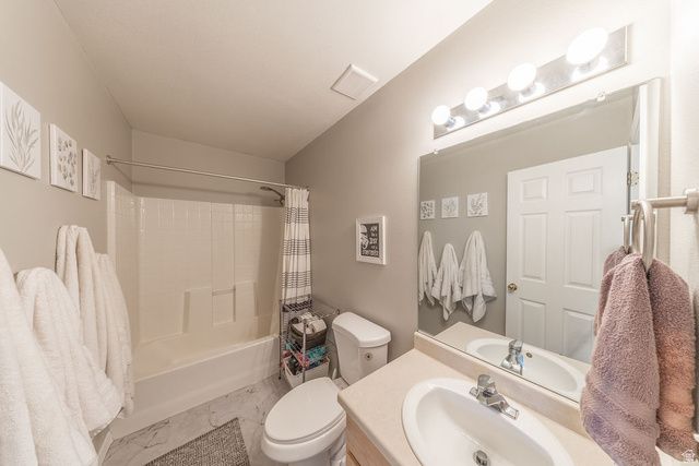 1877 S 725 E, Clearfield, UT 84015